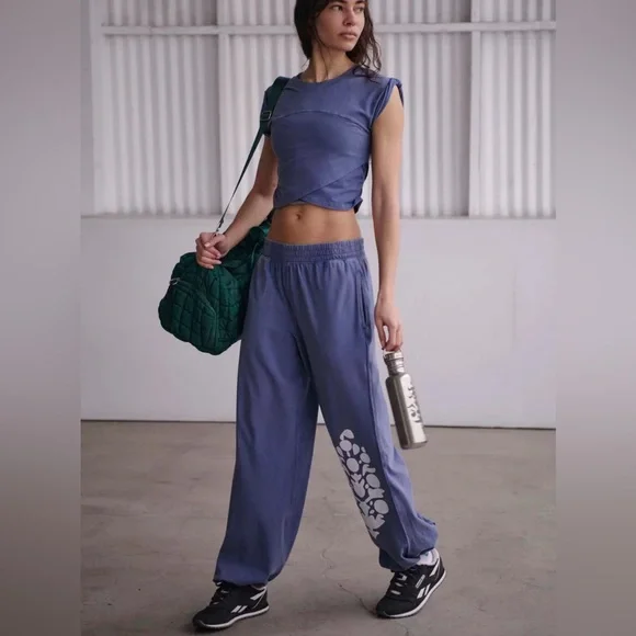 FREE PEOPLE FP Movement Hot Shot Crossover 2 Piece SET - Picture 1 of 10